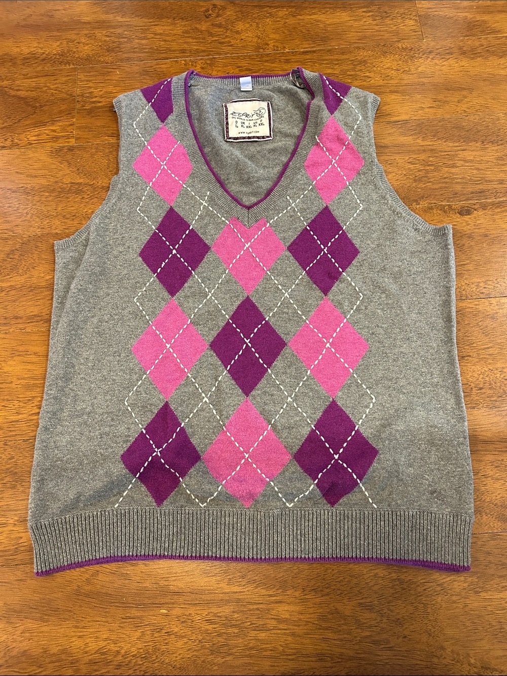 Esprit Gray Argyle V-Neck Sweater Vest with Pink & Purple Diamonds Y2K